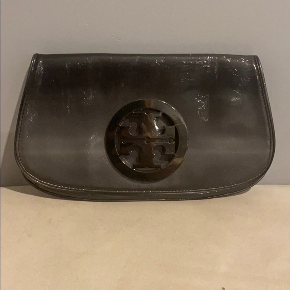 Tory Burch ombré “Amanda” clutch
